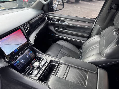 2022 Jeep Grand Wagoneer Series II