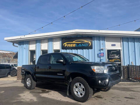 2013 Toyota Tacoma for sale at Freeland LLC in Waukesha WI