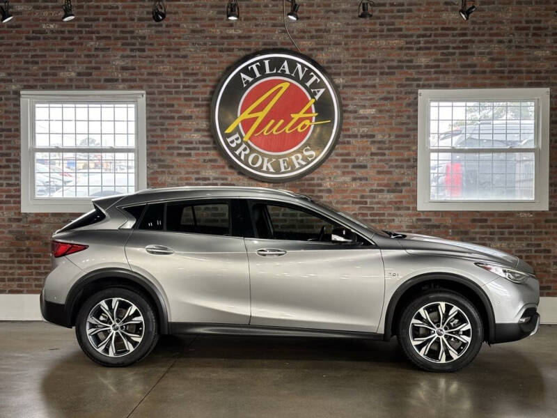 2018 Infiniti QX30 Premium