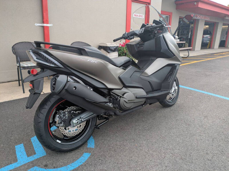2026 Kymco AK 550i