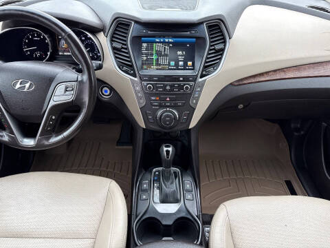 2017 Hyundai Santa Fe Limited Ultimate