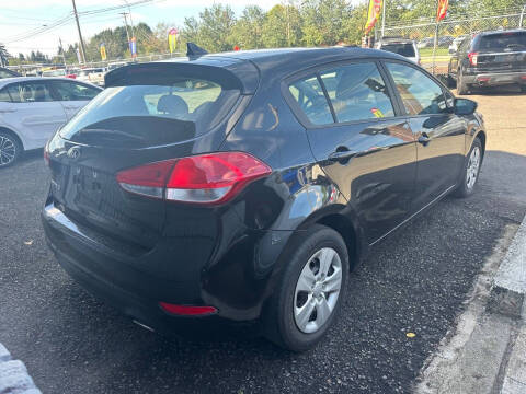 2018 Kia Forte5 LX