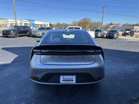 2024 Toyota Prius Prime SE