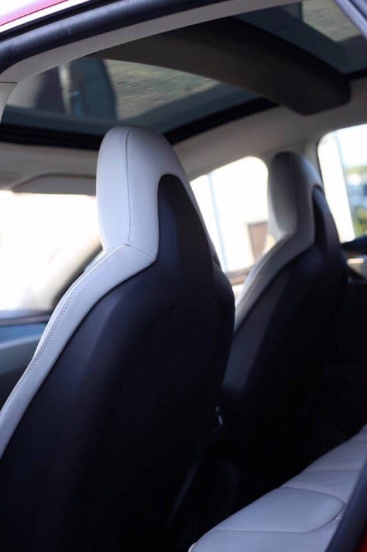 2014 Tesla Model S 85