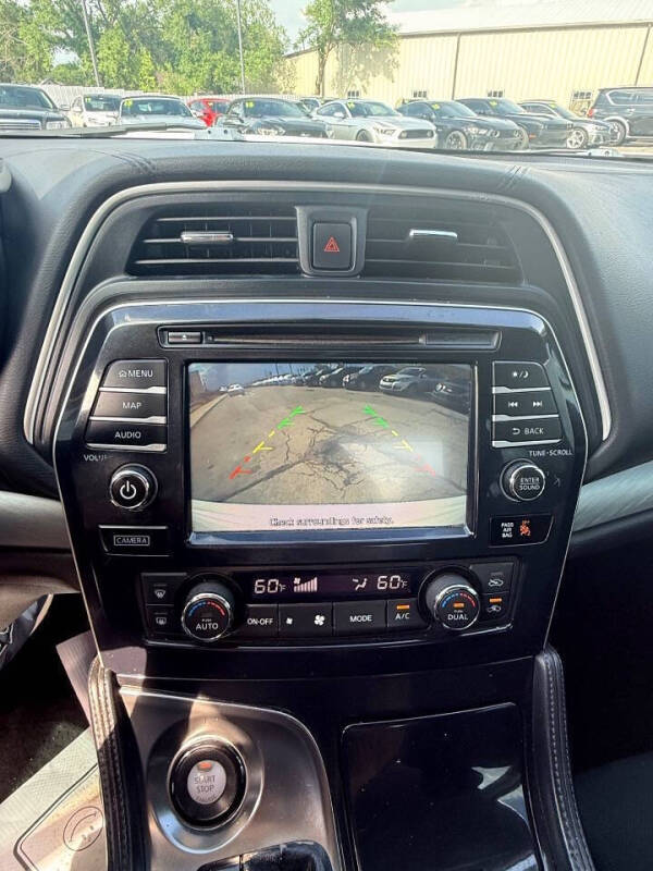 2017 Nissan Maxima 3.5 SV