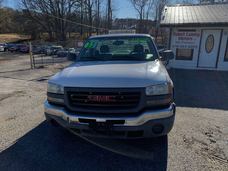 2005 GMC Sierra 1500 Work Truck's photo