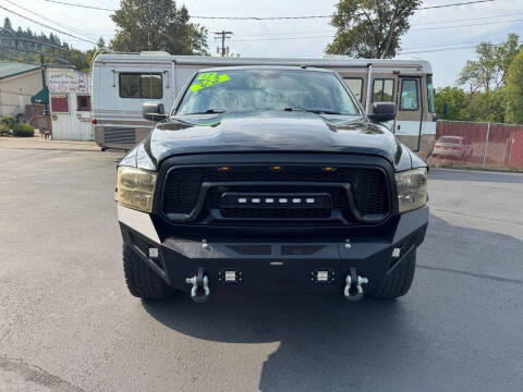 2017 RAM 1500 Express