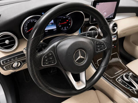 2017 Mercedes-Benz GLC GLC 300