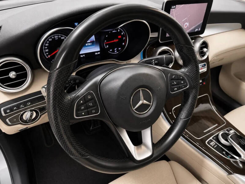 2017 Mercedes-Benz GLC GLC 300