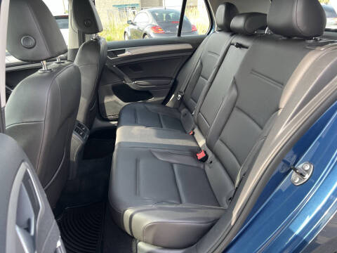 2015 Volkswagen Golf TSI S