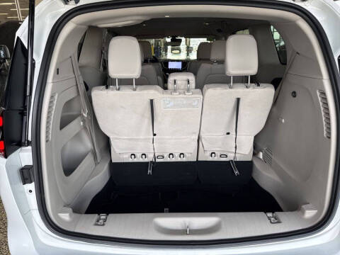 2021 Chrysler Pacifica Touring L