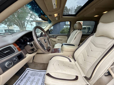 2012 Chevrolet Suburban LTZ