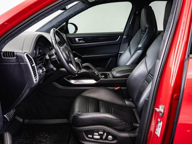 2021 Porsche Cayenne Turbo