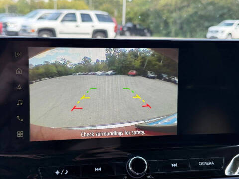 2025 Mitsubishi Outlander ES