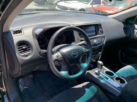 2014 Nissan Pathfinder S