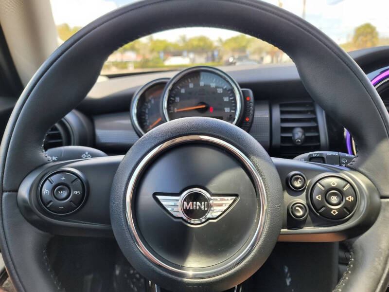 2015 MINI Hardtop 2 Door Cooper