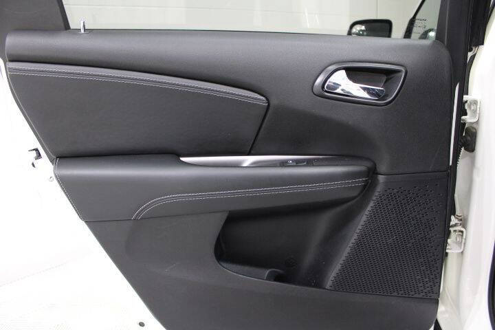 2019 Dodge Journey Crossroad