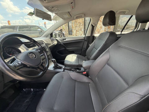 2015 Volkswagen Golf TSI S