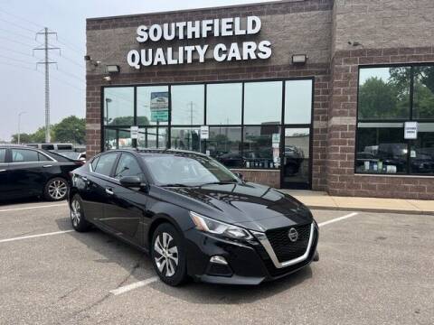 2020 Nissan Altima for sale at SOUTHFIELD QUALITY CARS in Detroit MI