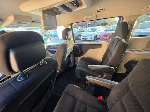 2016 Dodge Grand Caravan SXT Plus