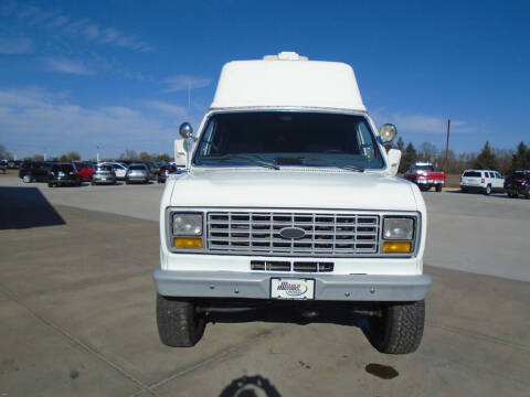 1985 Ford E-350 Super