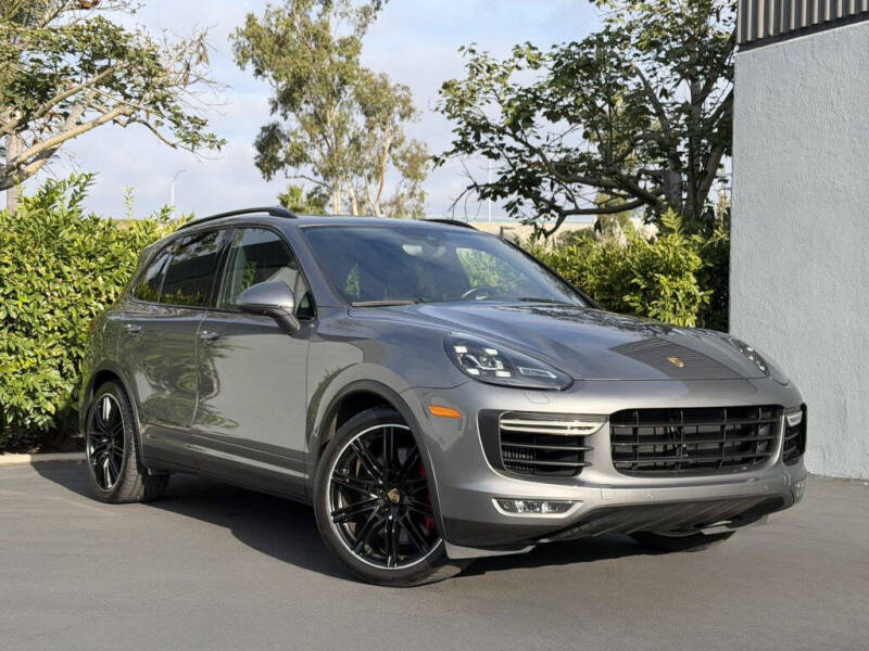 2017 Porsche Cayenne Turbo