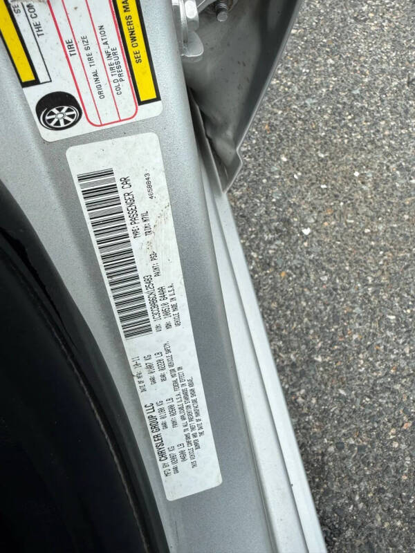 2012 Chrysler 200 LX