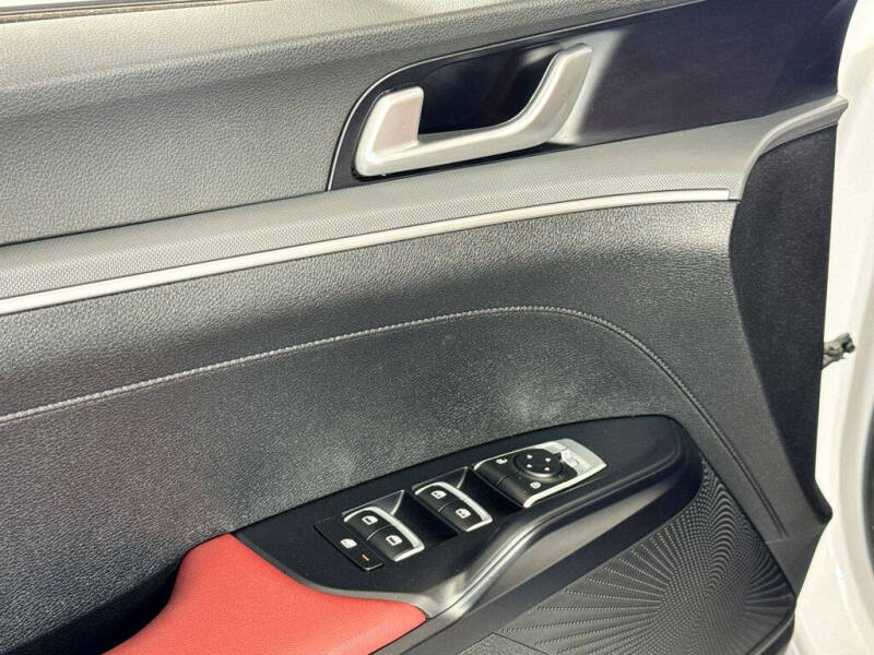 2023 Kia K5