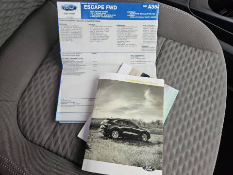 2022 Ford Escape SE