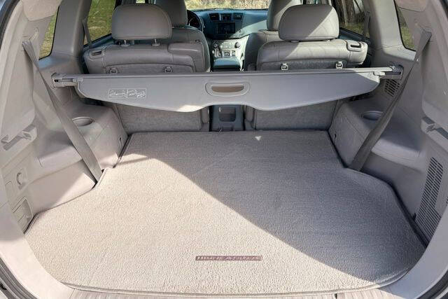 2010 Toyota Highlander SE