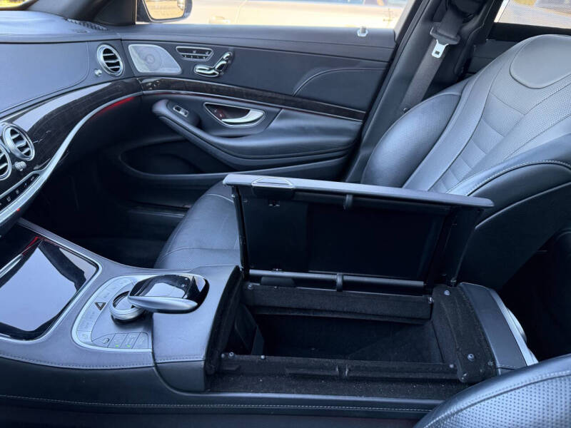 2015 Mercedes-Benz S-Class S 550