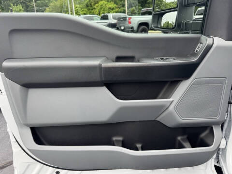 2025 Ford F-350 Super Duty XL