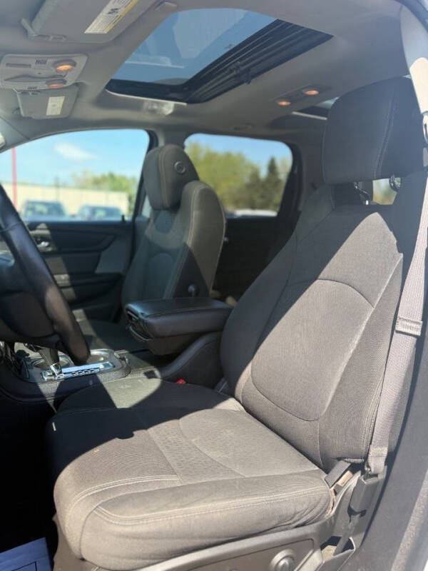 2016 GMC Acadia SLE-2
