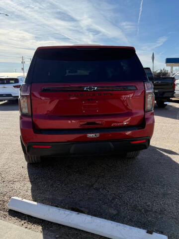 2023 Chevrolet Suburban RST