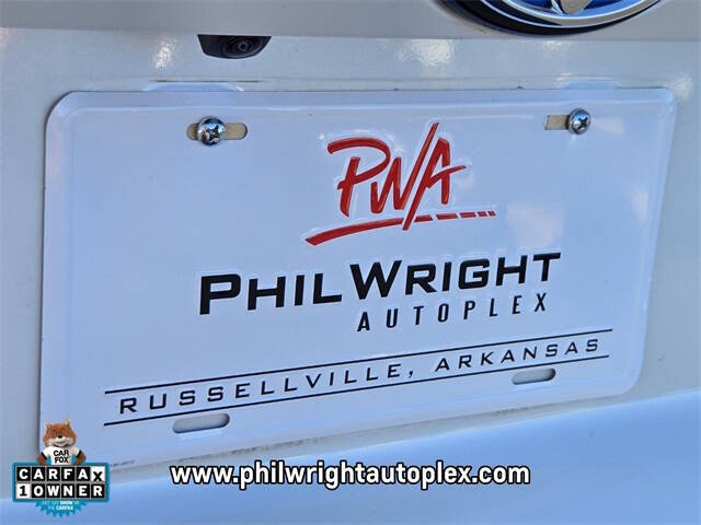 2022 Toyota Venza LE