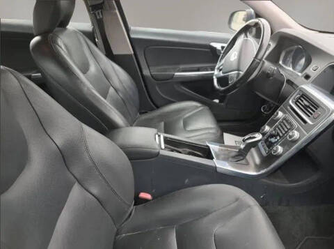 2015 Volvo V60 T5 Drive-E Premier