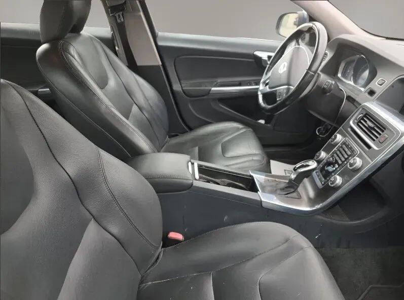 2015 Volvo V60 T5 Drive-E Premier
