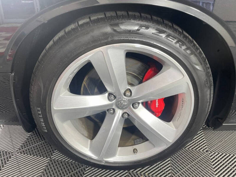 2009 Dodge Challenger SRT8