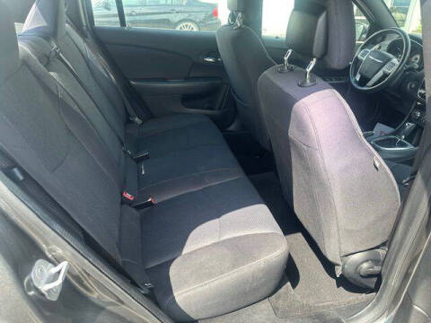 2013 Chrysler 200 Touring