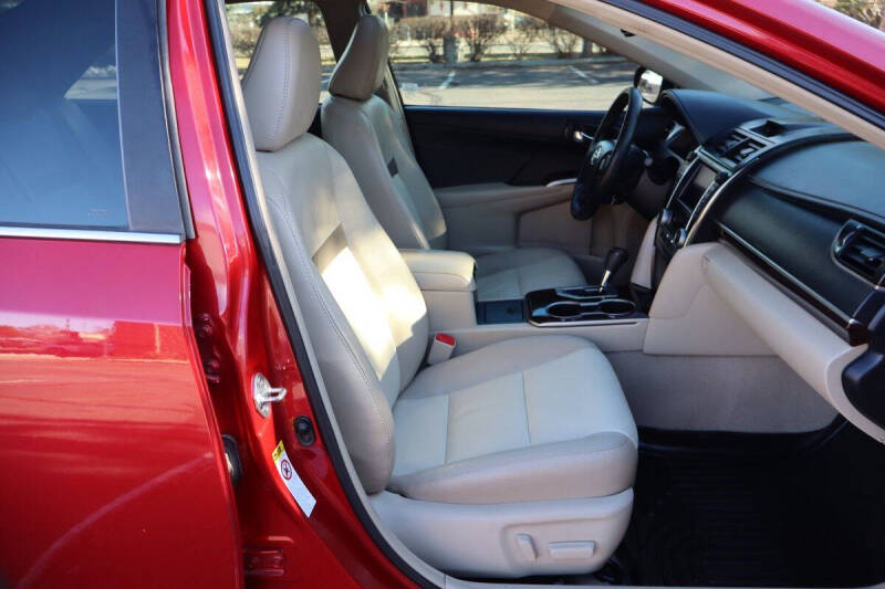 2013 Toyota Camry XLE V6