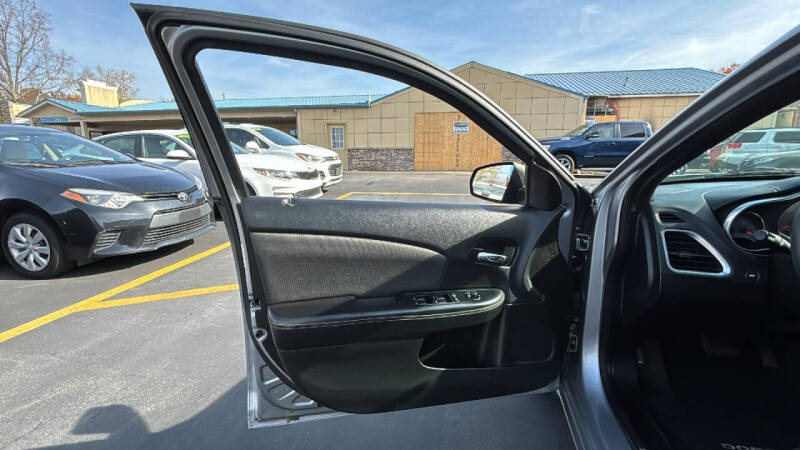 2014 Dodge Avenger SE