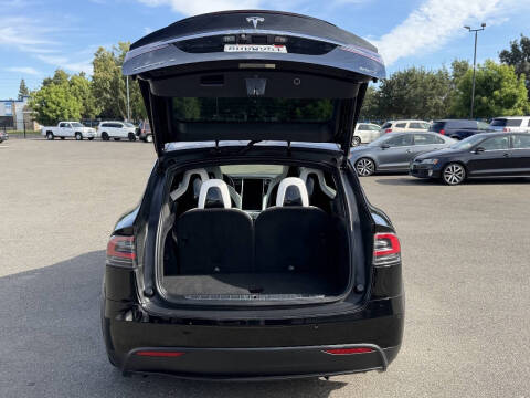 2016 Tesla Model X 90D