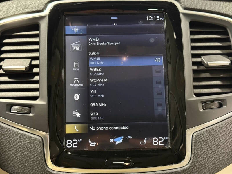 2017 Volvo XC90 T6 Momentum