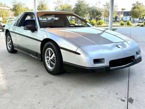 1987 Pontiac Fiero SE