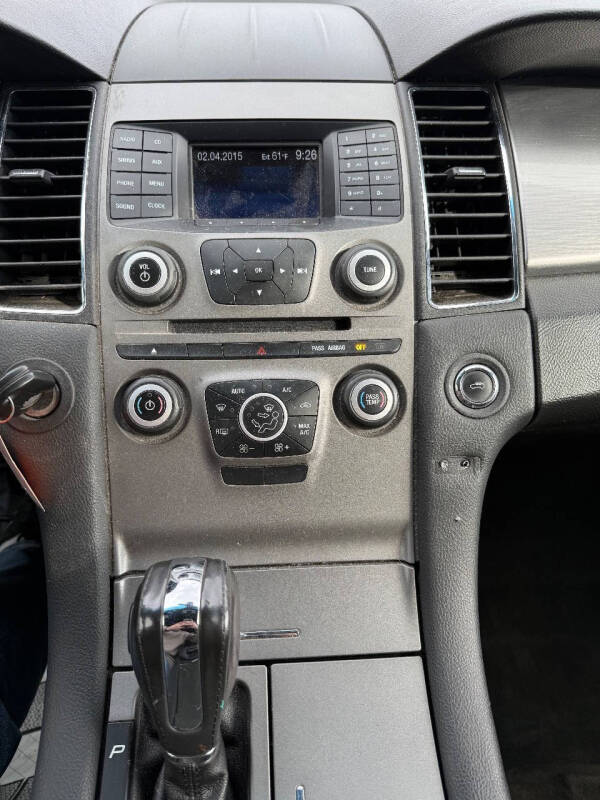 2014 Ford Taurus SEL