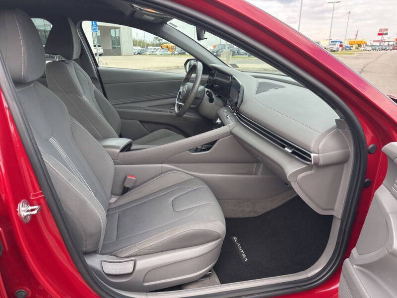 2023 Hyundai Elantra