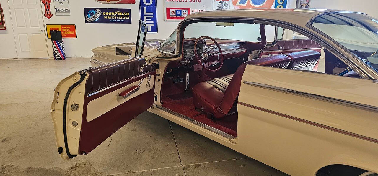 1960 Pontiac Ventura 73