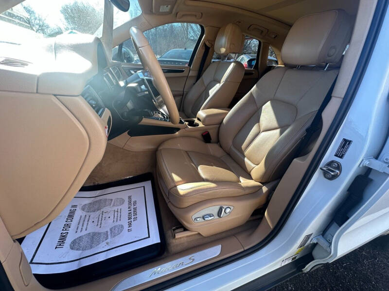 2015 Porsche Macan S