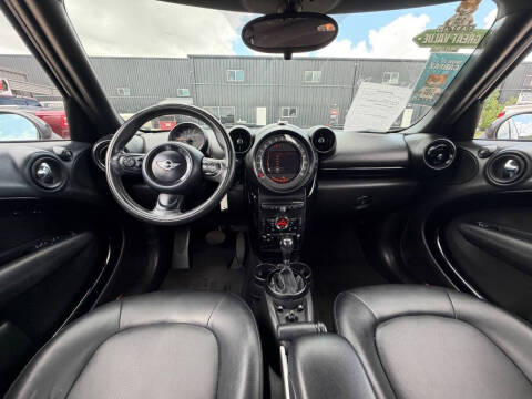 2016 MINI Countryman Cooper