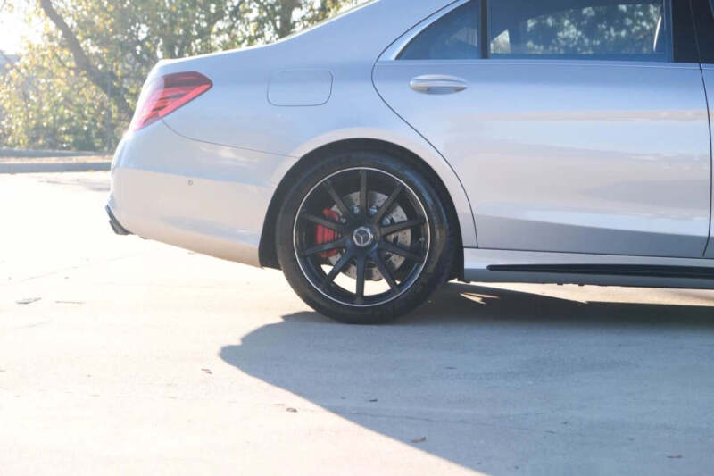 2017 Mercedes-Benz S-Class AMG S 63